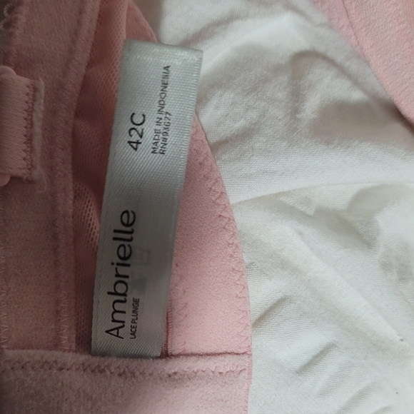 Lot of 3 colorful womens bras size 42C - Picture 6 of 12